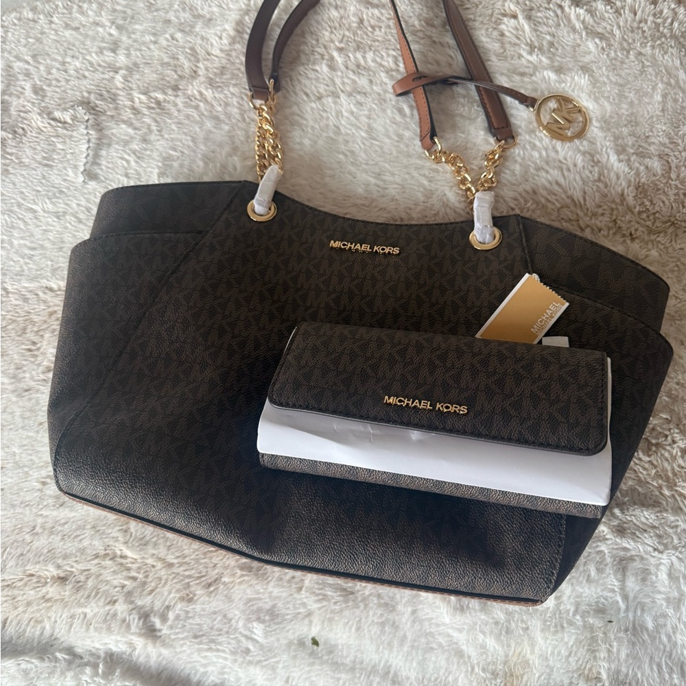 Michael Kors Dark Brown Shoulder Bag and Wallet